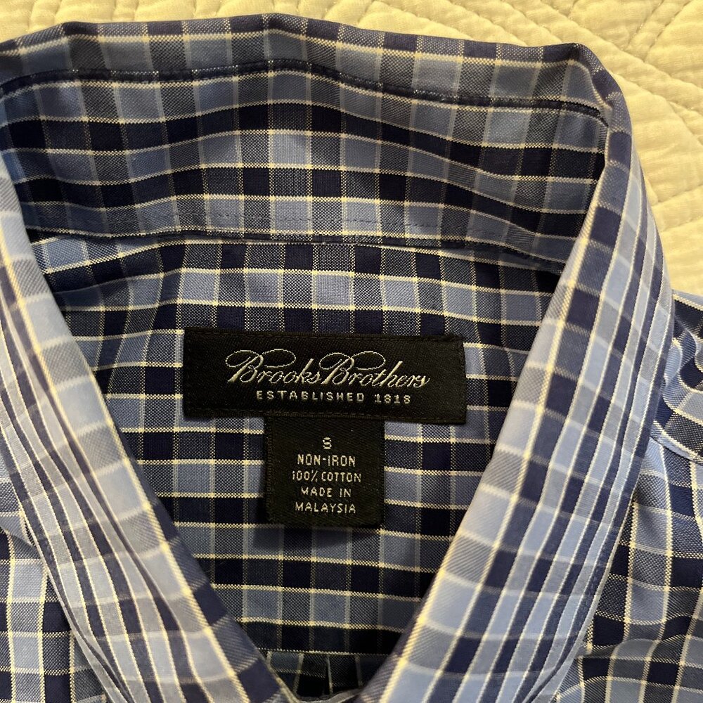 BROOKS BROTHERS SZ SMALL LS 100% COTTON DRESS SHIRT